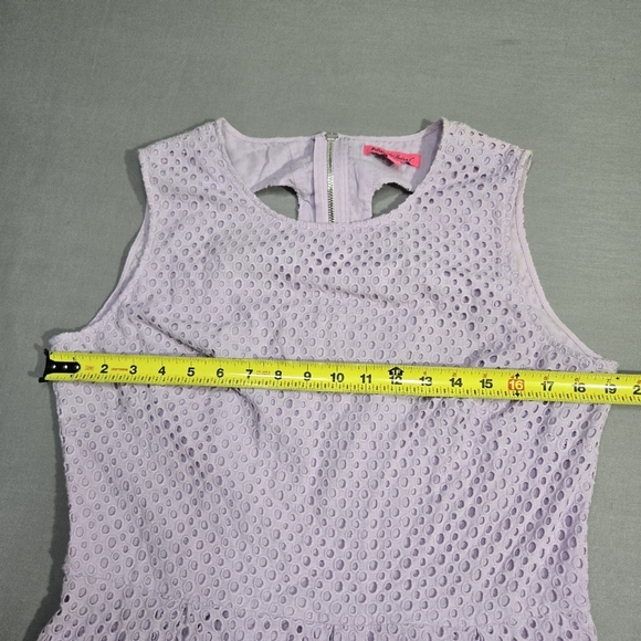 Betsey Johnson Lavender Eyelit Dress Size‎ 12, Cut out Summer Dress - Picture 11 of 14